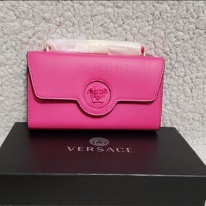 Versace La Medusa Leather Wallet-On-Chain